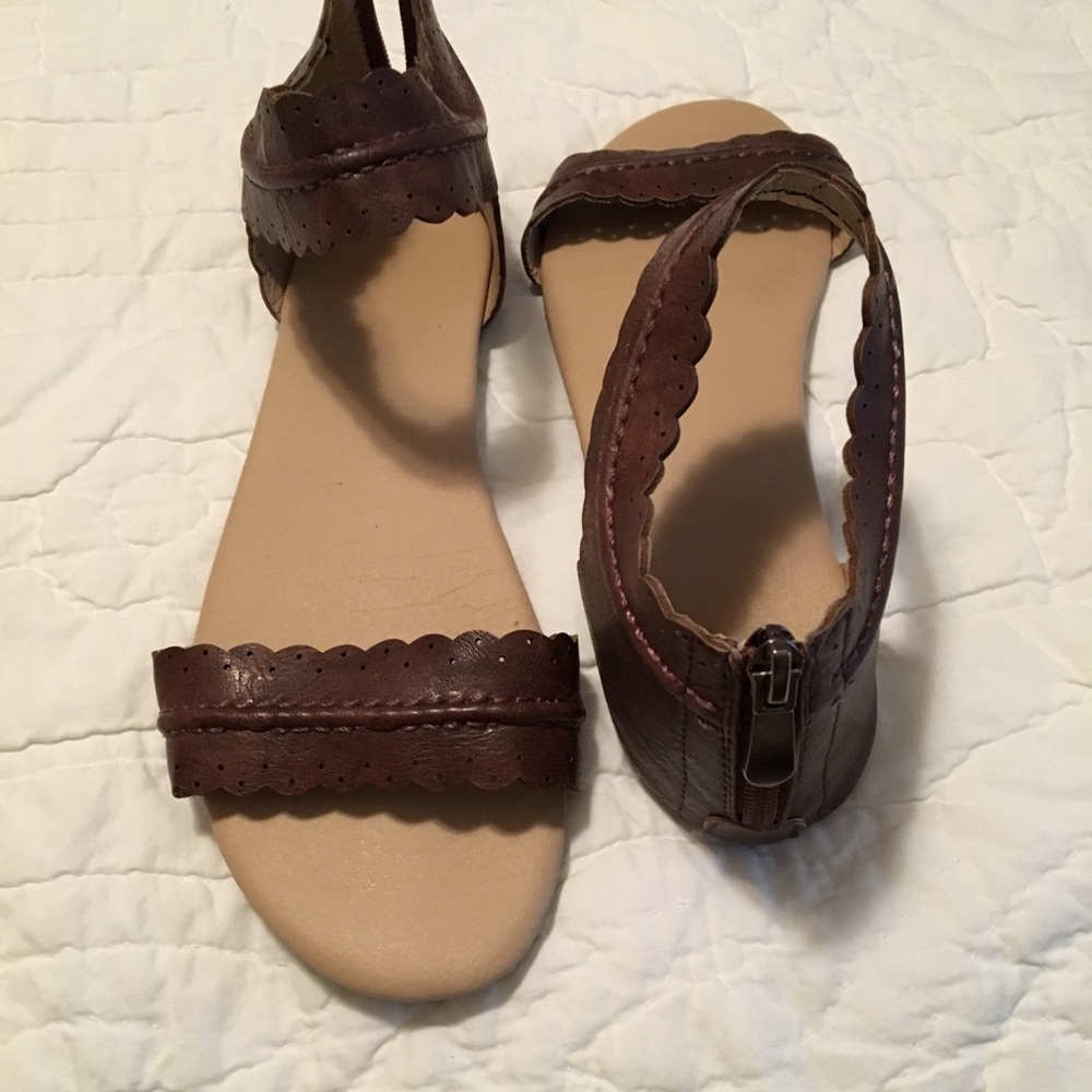 Women’s Sandals
